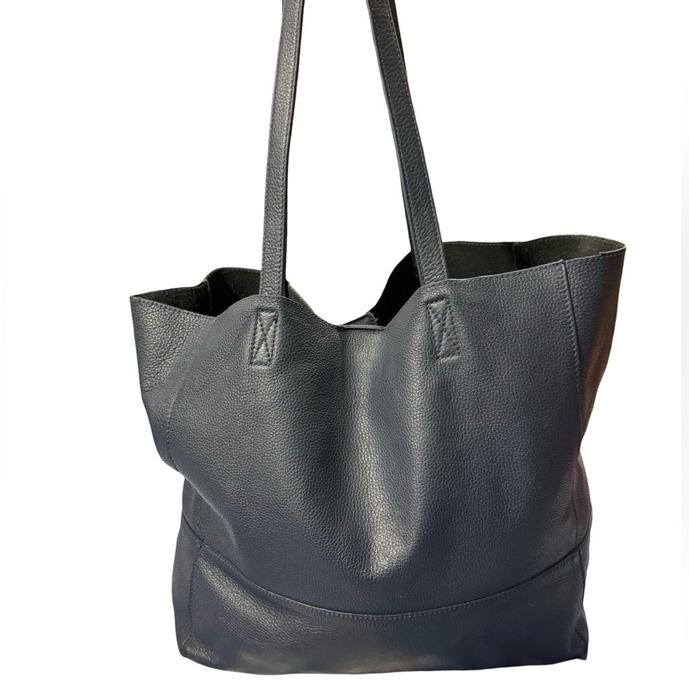 Saks Fifth Avenue Navy Pebbled Leather Tote Shoulder Bag Classic